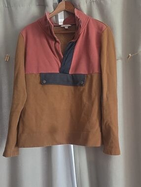 Signature Colorblock Pullover in Rust and Dusty Rose